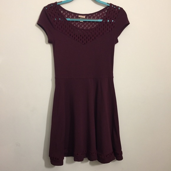 Aeropostale: Cape Juby Burgundy Dress - Picture 1 of 5